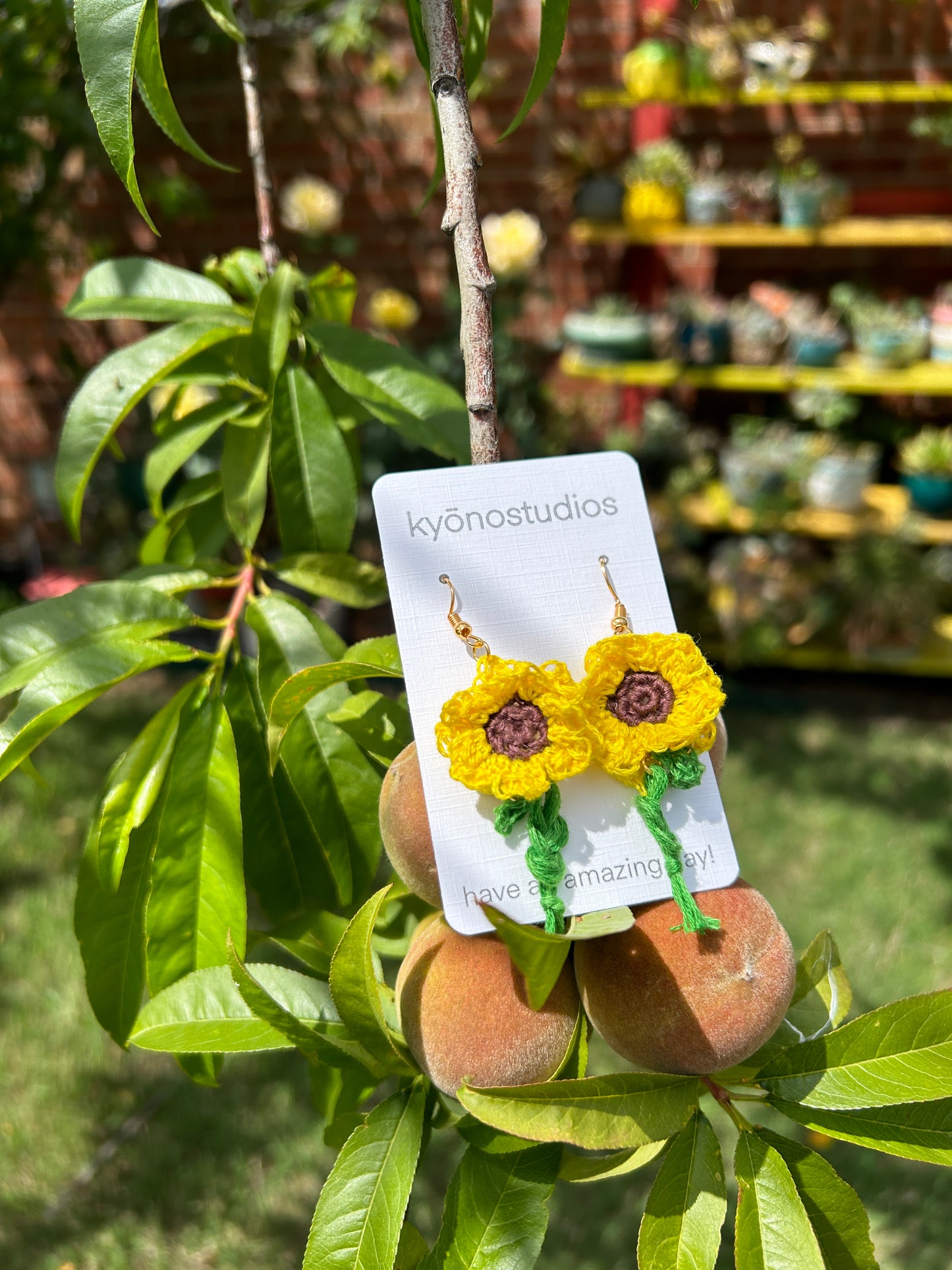 micro-crochet flower earrings